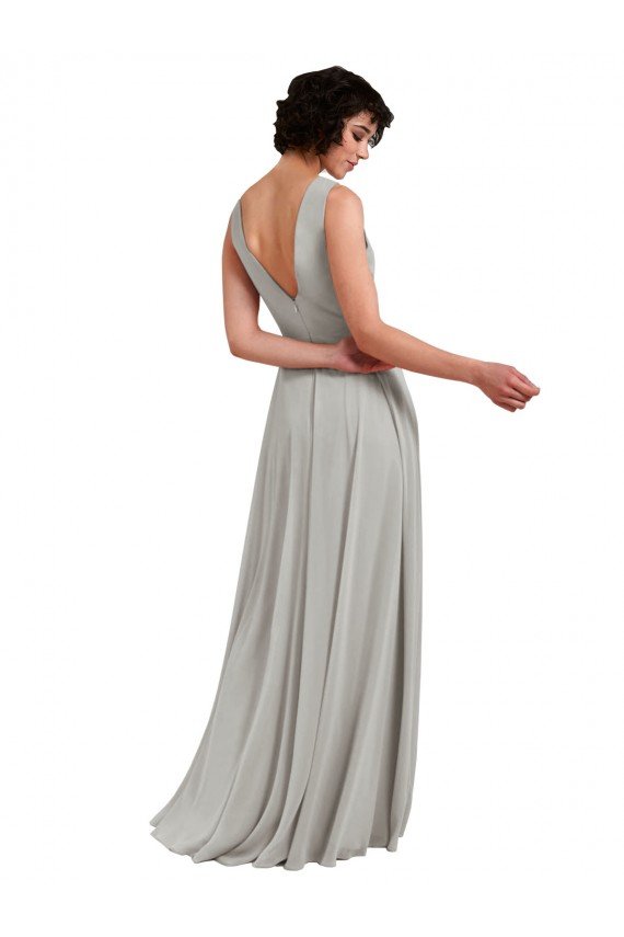 Affordable Daring Plunging V-Neck Long Chiffon Bridesmaid Dress with Pleated Bodice UK