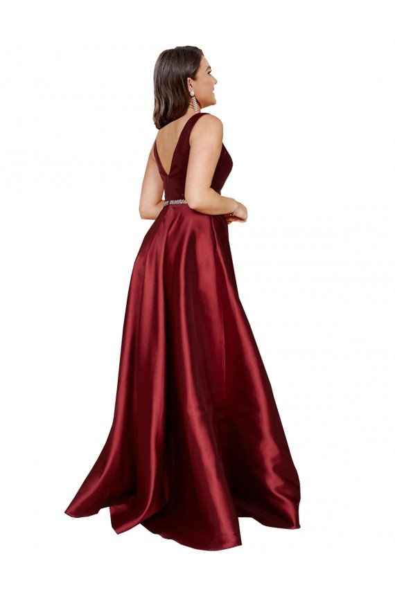 Affordable Sleeveless Deep V-Neck A-Line Formal Satin Bridesmaid Dress / Prom Dress with Pockets UK